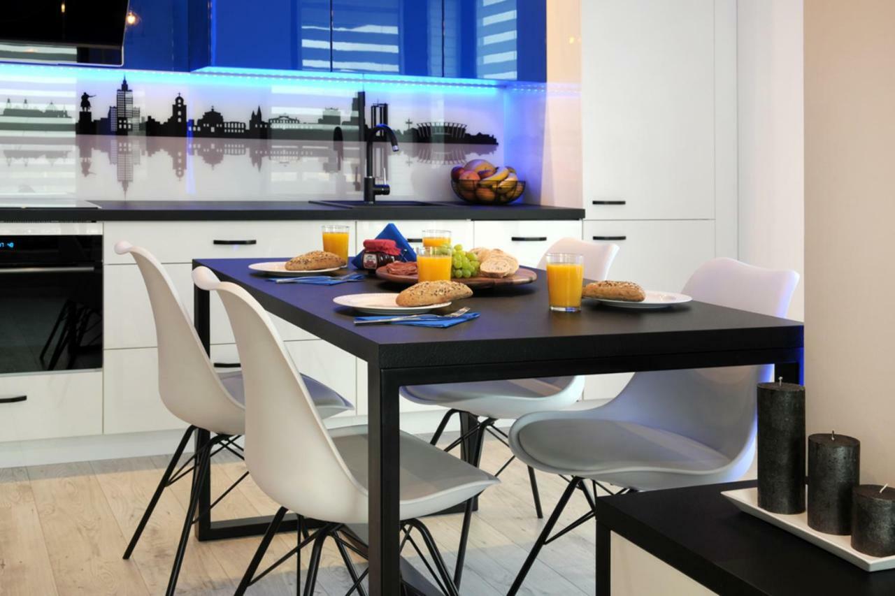 Bulwary Wislane P&O Serviced Apartments With Ac Varsovia Exterior foto