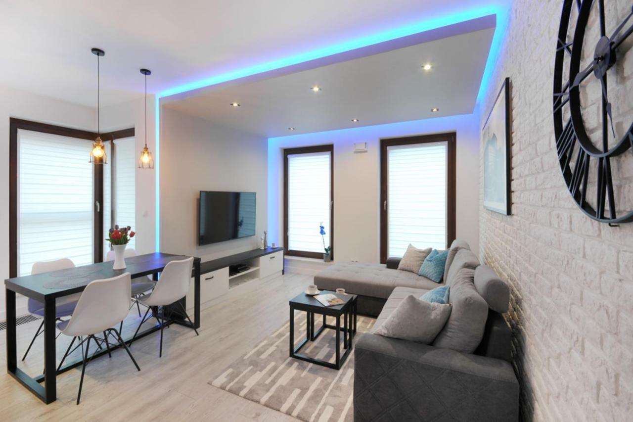 Bulwary Wislane P&O Serviced Apartments With Ac Varsovia Exterior foto